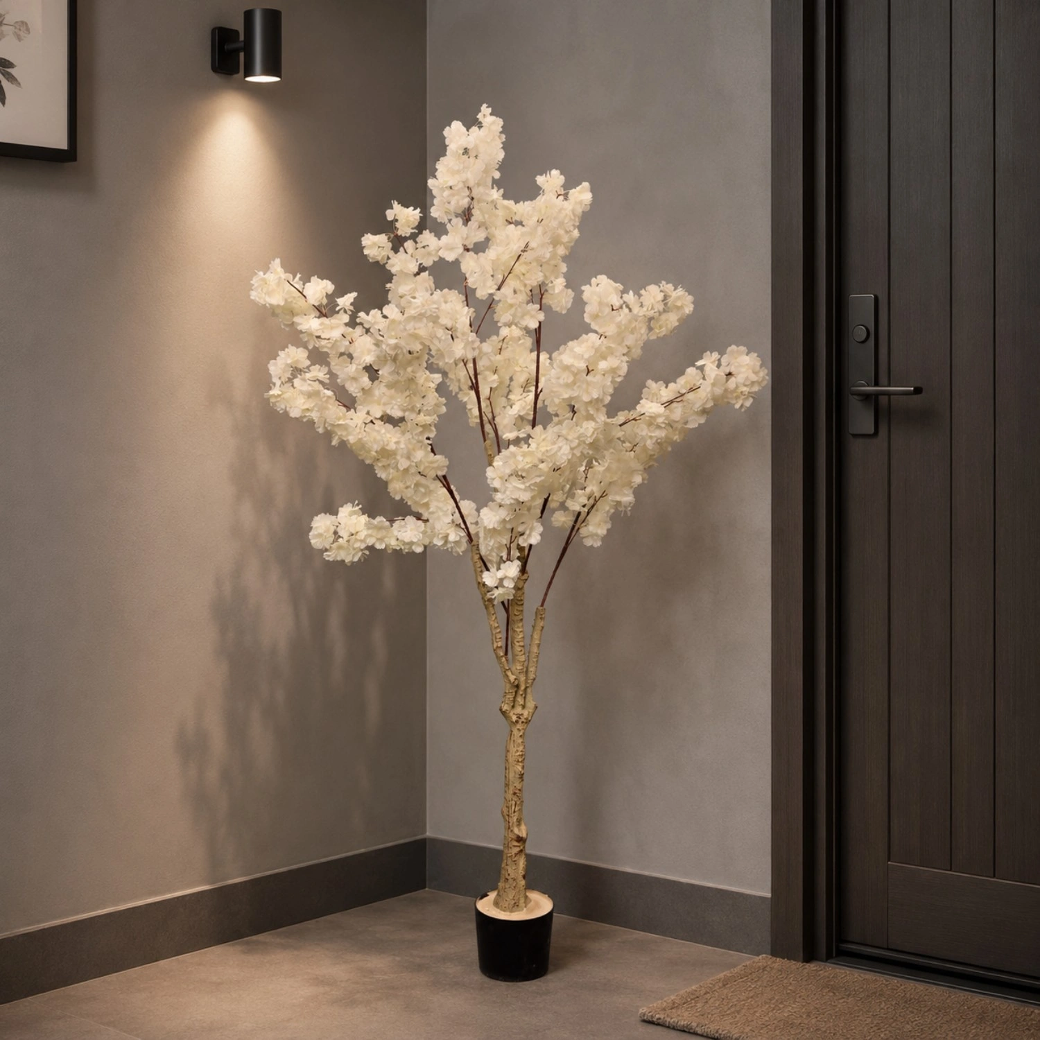 Ivory Blossoms with Vertical Presence